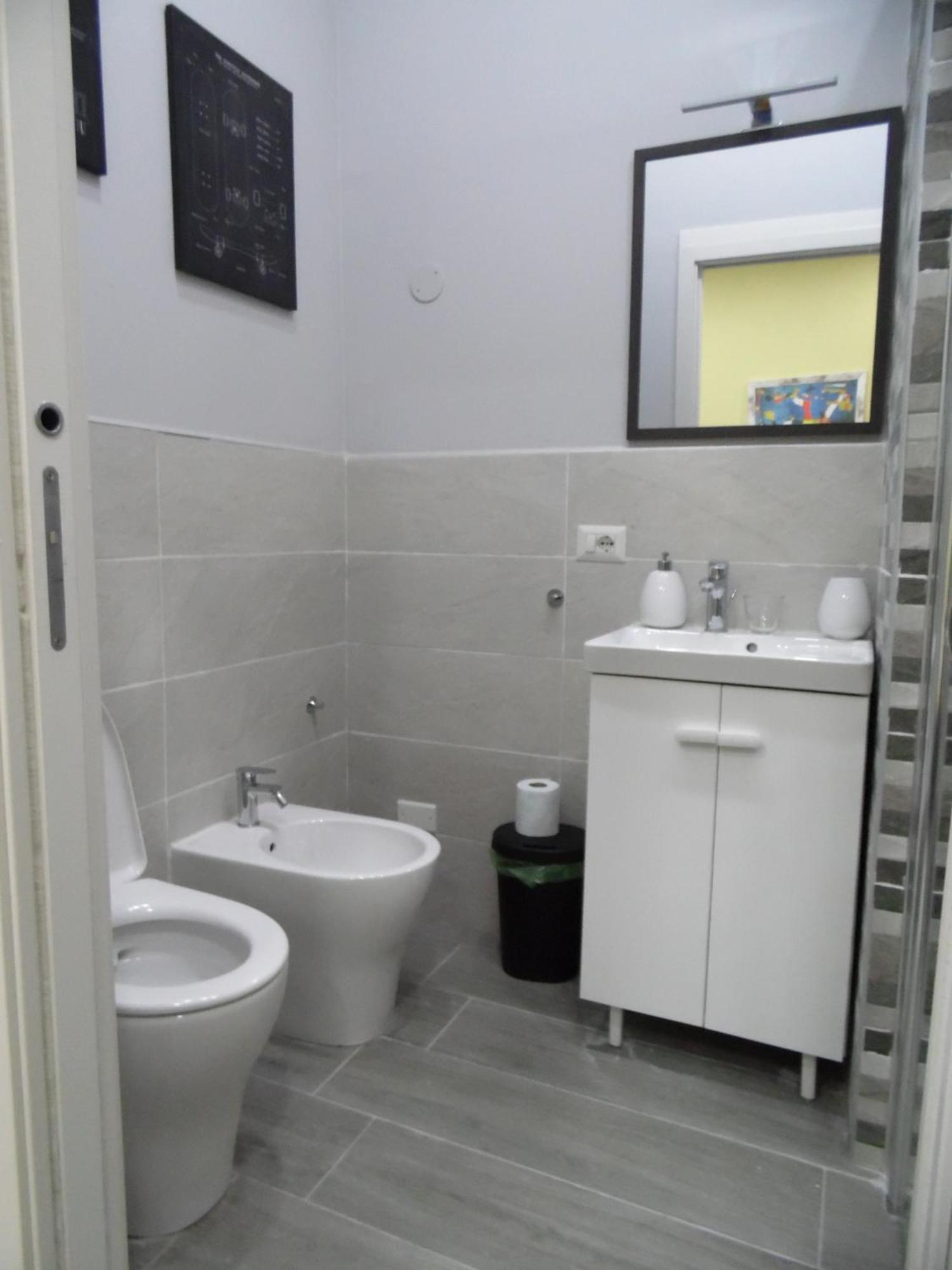 Mithra Apartment Centro Storico Napoli Eksteriør bilde